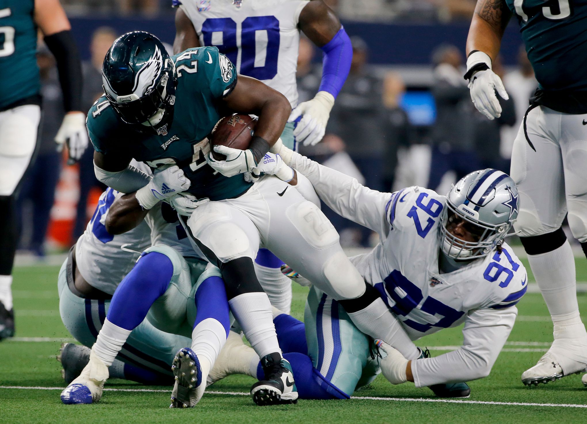 Vikings plagued by turnovers in loss to Eagles