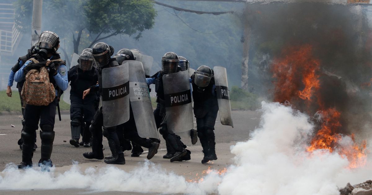 Violent protests seek removal of Honduras president The Seattle Times
