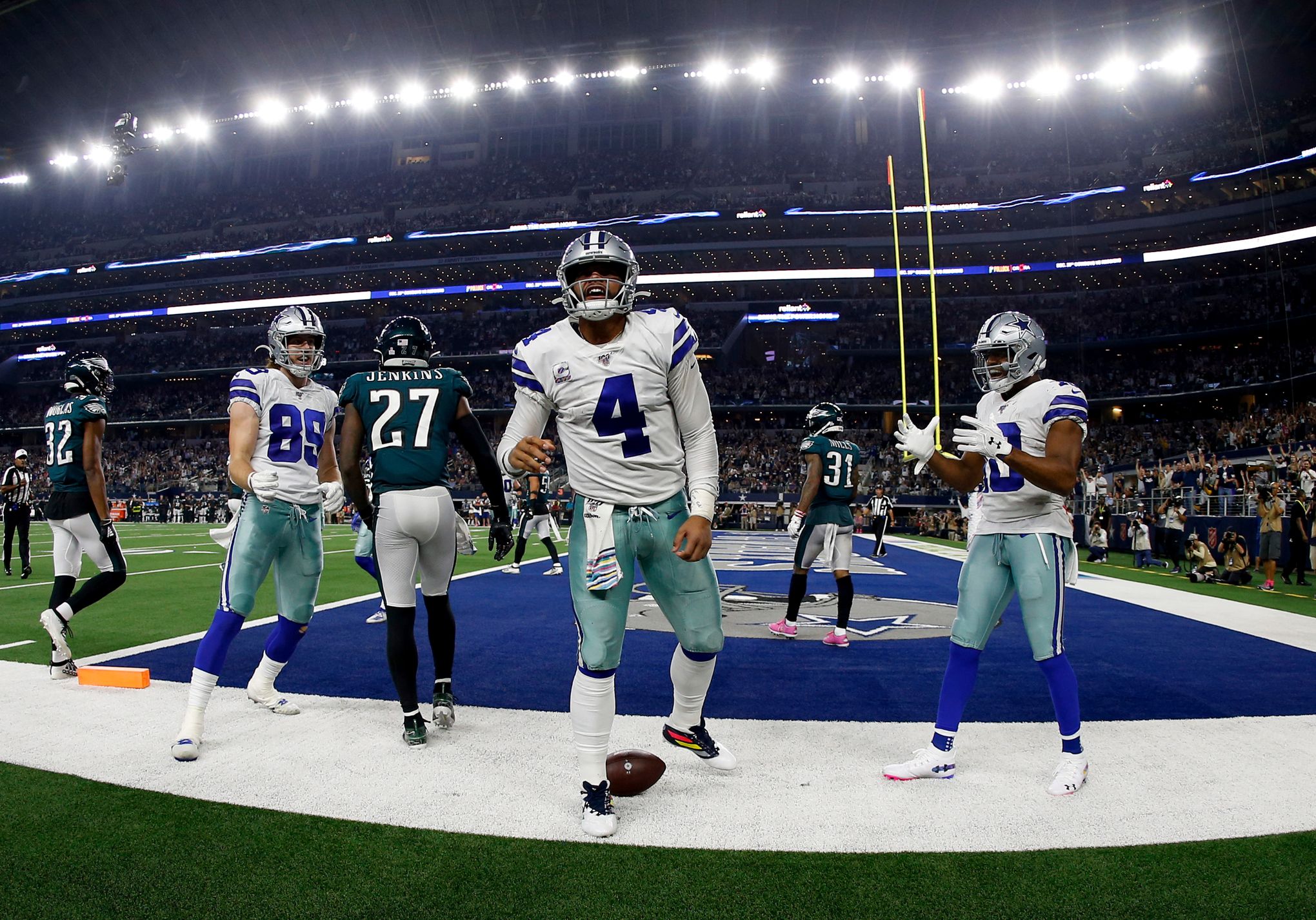 Entering NFL playoffs, Dallas Cowboys have lost their identity