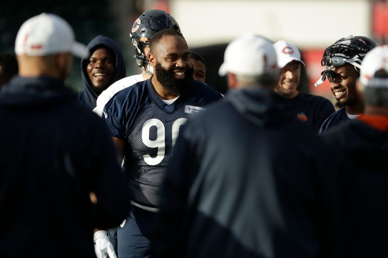 Chicago Bears put star DT Akiem Hicks on injured reserve