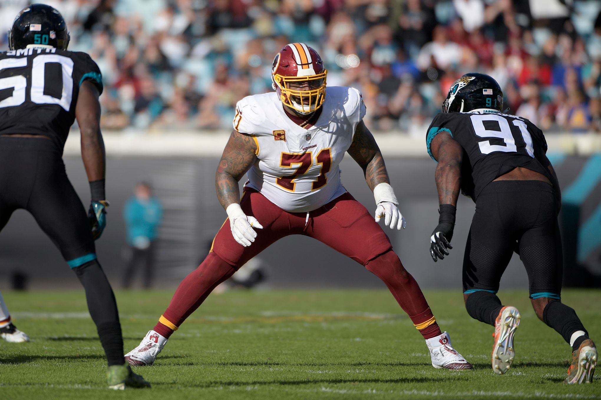 Redskins' Trent Williams fails physical due to helmet discomfort