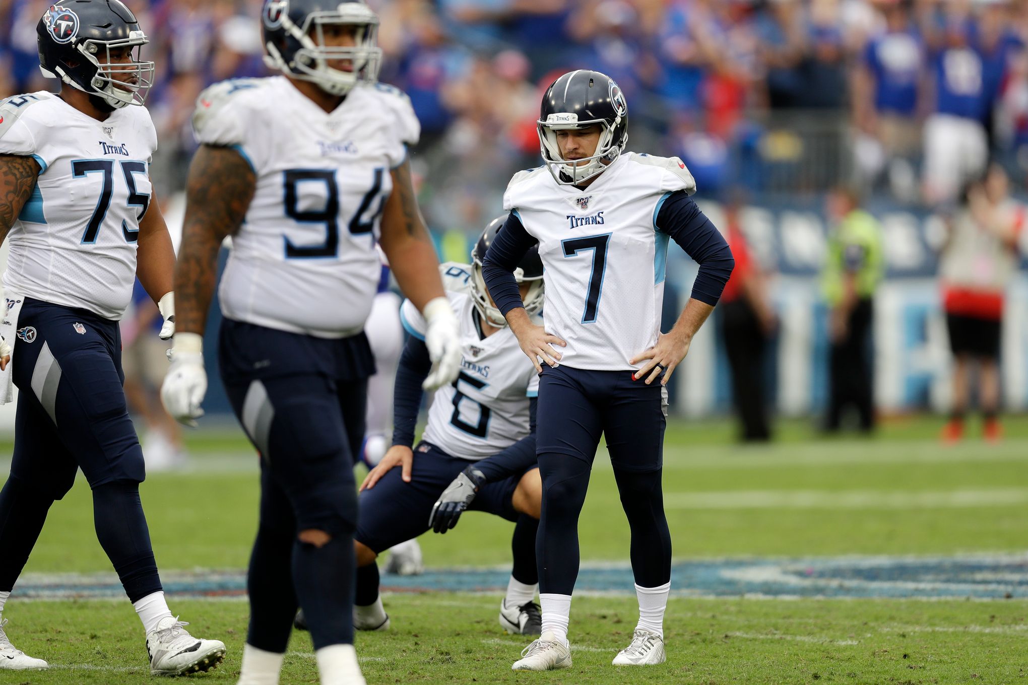 Titans waive kicker Cairo Santos after 4 missed field goals