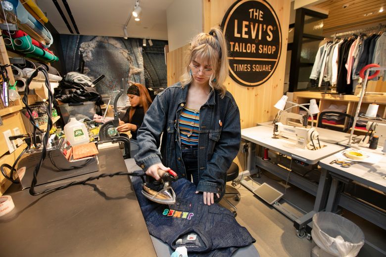 Levi Strauss's 3Q profits drop % | The Seattle Times