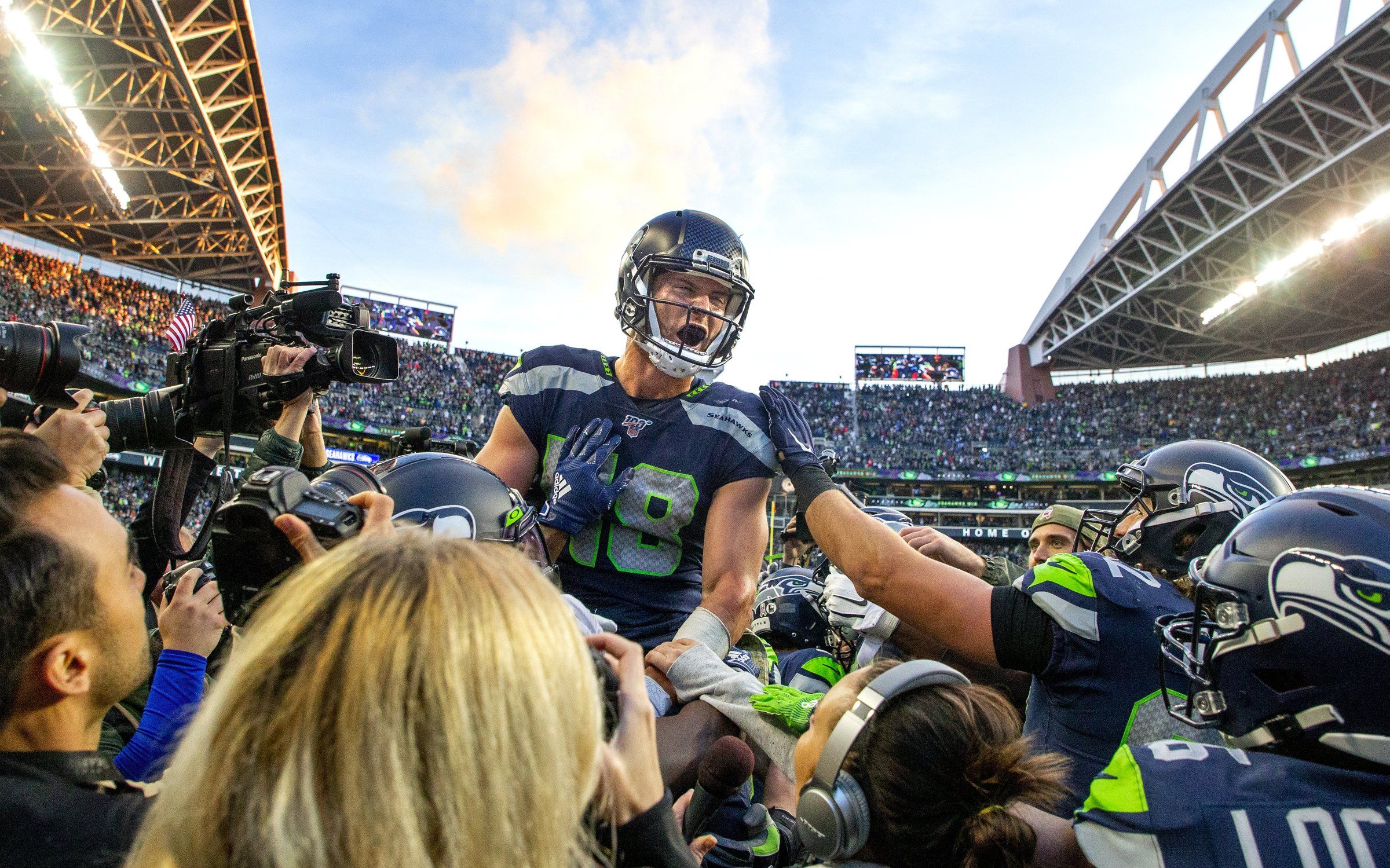 Seahawks-Buccaneers GameCenter Live updates, highlights, how to watch The Seattle Times