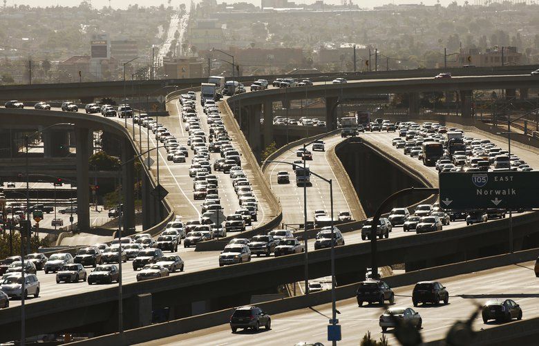 Los Angeles traffic on the 105 freeway near the 405 interchange in Southern Calif. California and other states are suing the Trump Administration over their authority to regulate greenhouse gas emissions from vehicles. (Al Seib/Los Angeles Times/TNS) 1491131 1491131