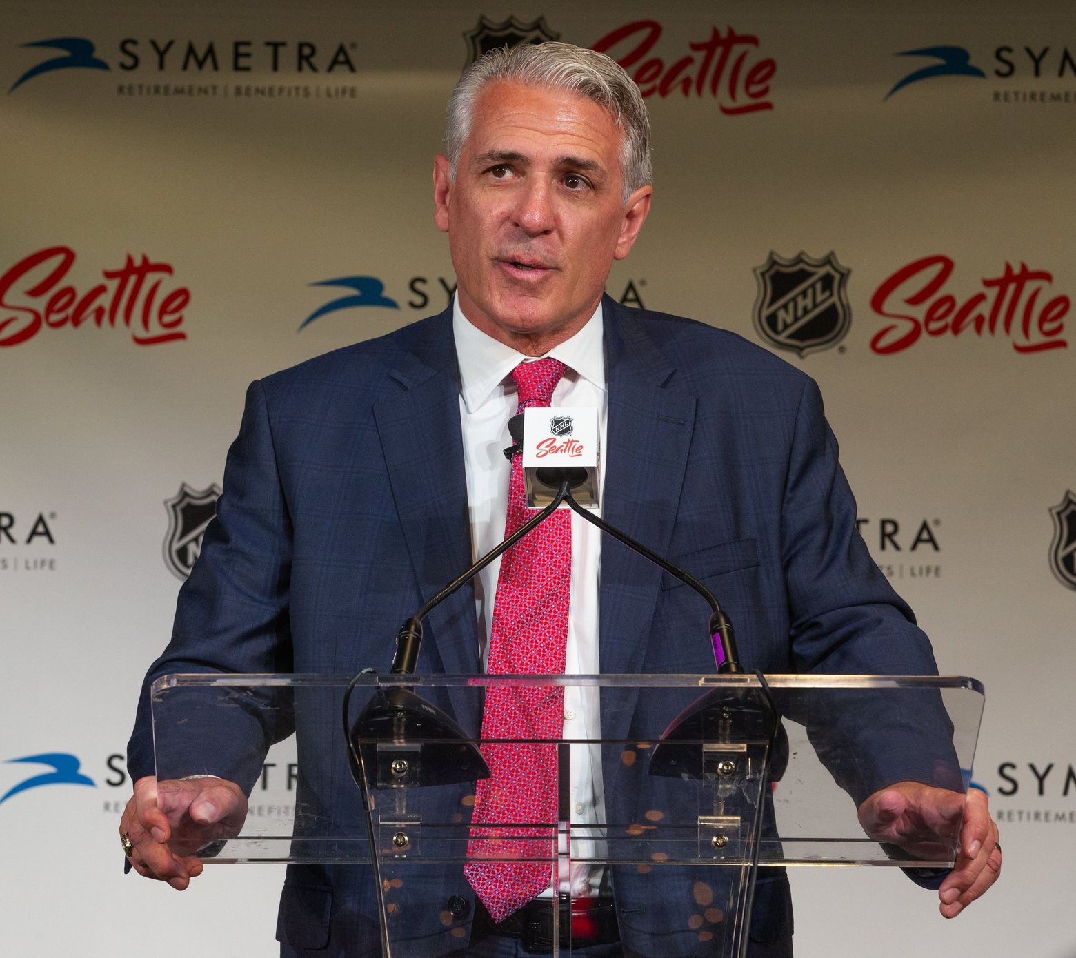 Ex-Carolina Hurricanes owner says he'd have fired coach had current NHL  Seattle GM Ron Francis told him of player-abuse allegations | The Seattle  Times