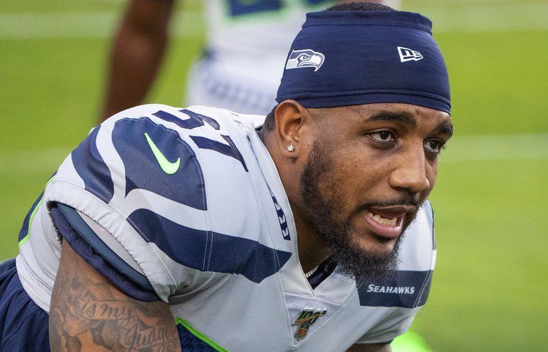 Seahawks LB Bobby Wagner, FS Quandre Diggs Suffer Ankle Injuries