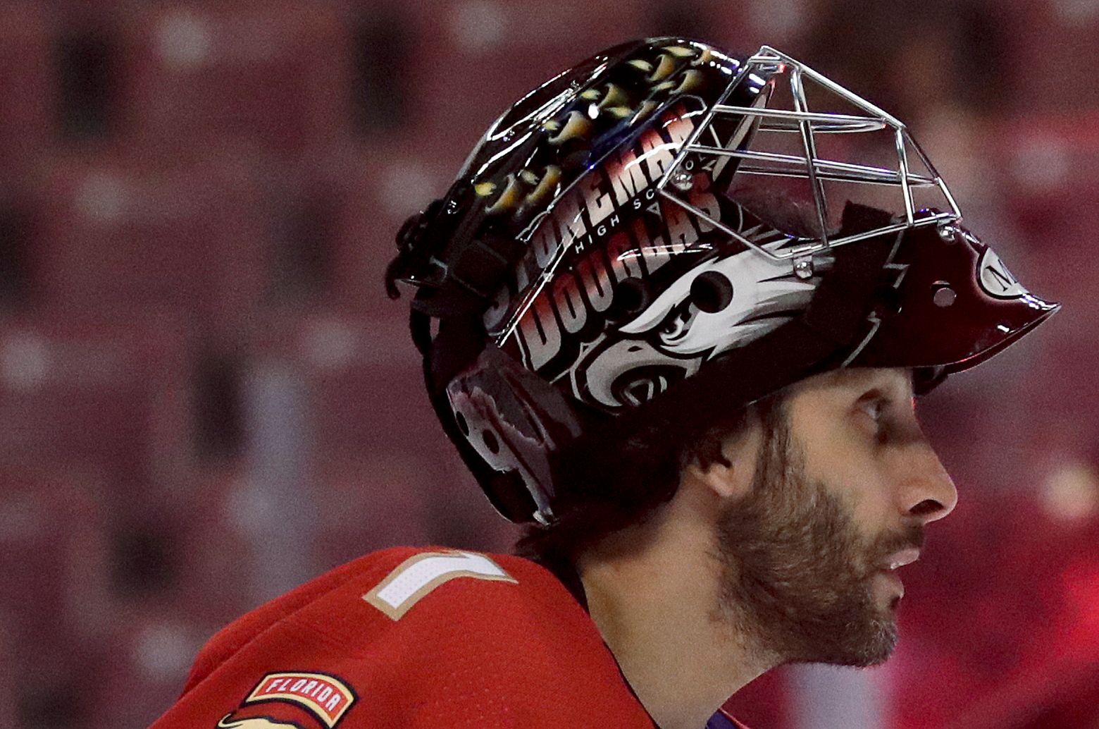 Roberto Luongo already fitting in with old mask 