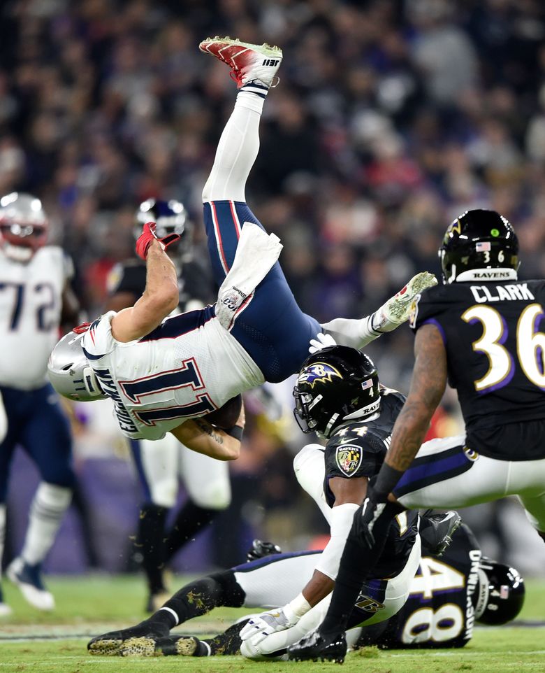 Unbeaten no more, Patriots fall to Jackson and Ravens 37-20