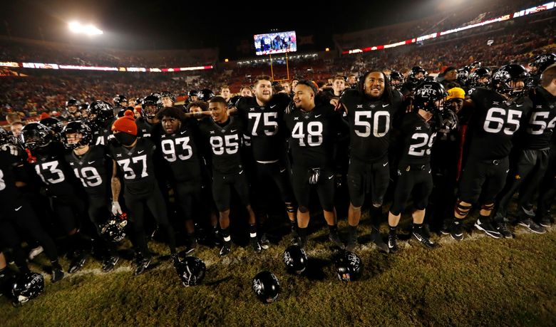 Highlights as Oklahoma State upsets Oklahoma in final Big 12 Bedlam