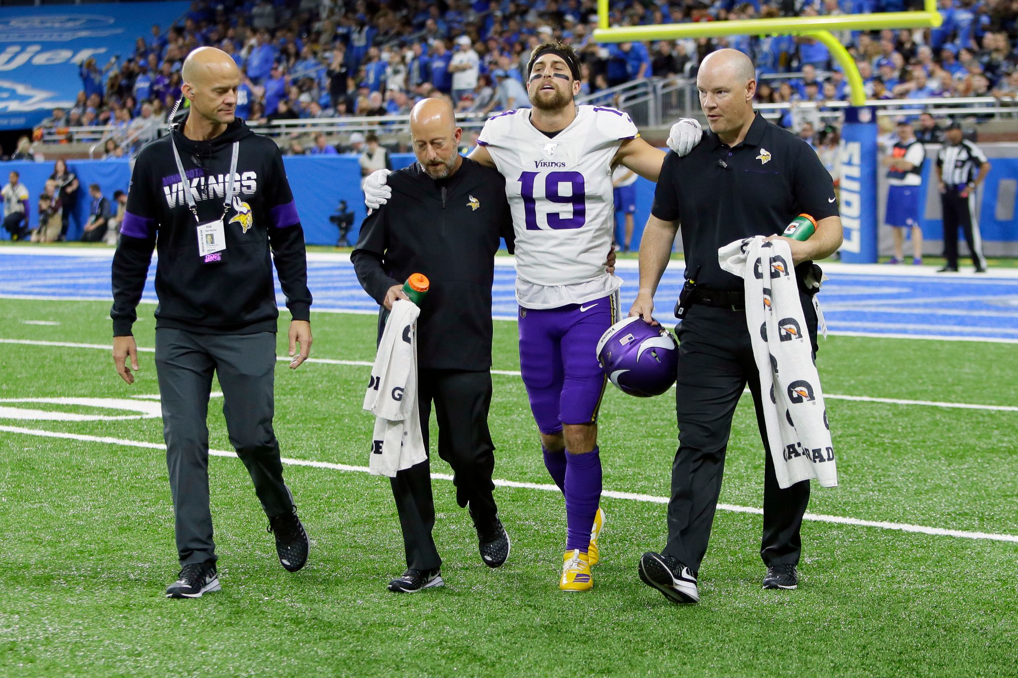 Adam Thielen injury update: How to handle the Vikings WR vs