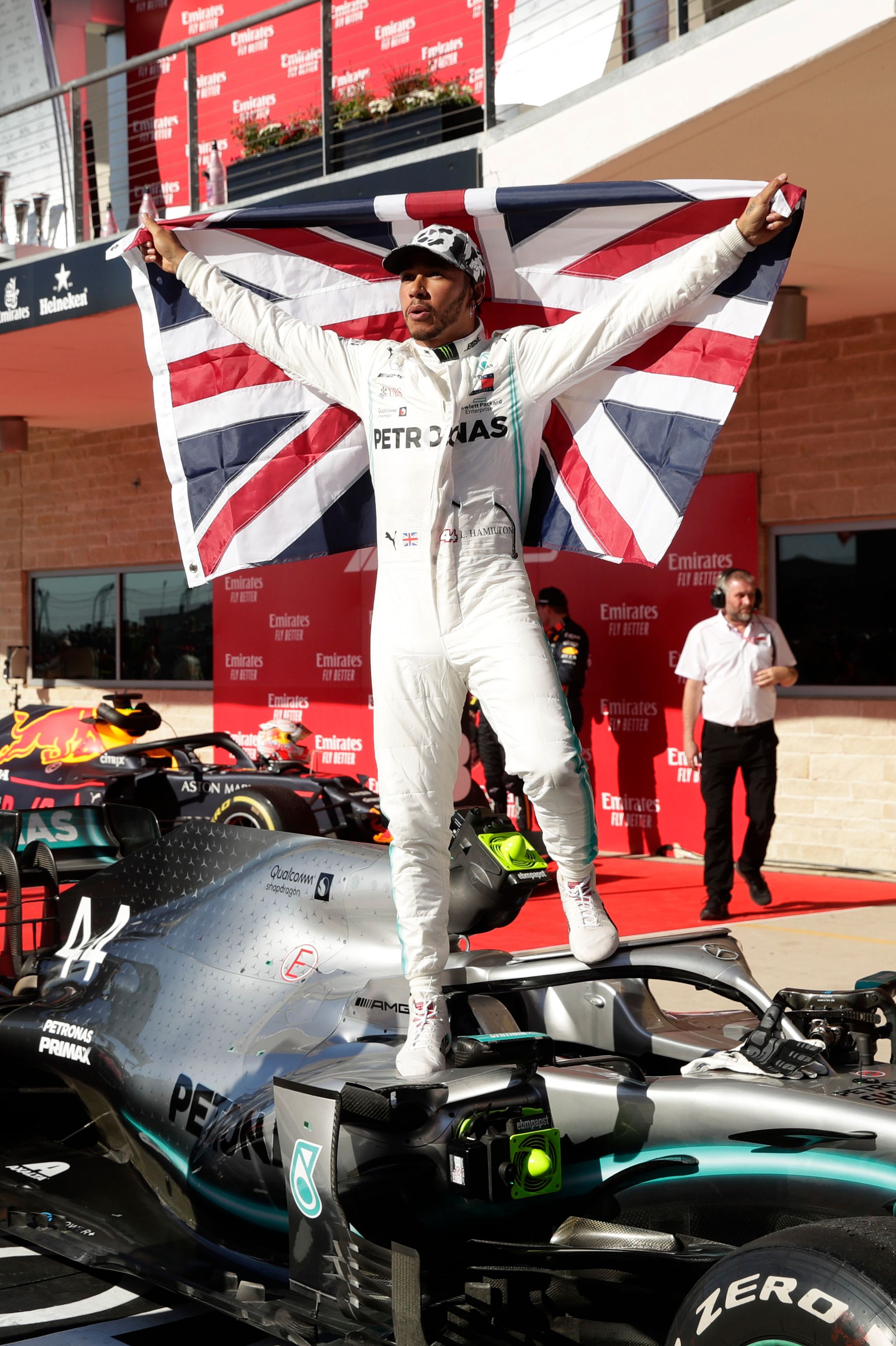 F1 2018: Hamilton secures fifth world championship title