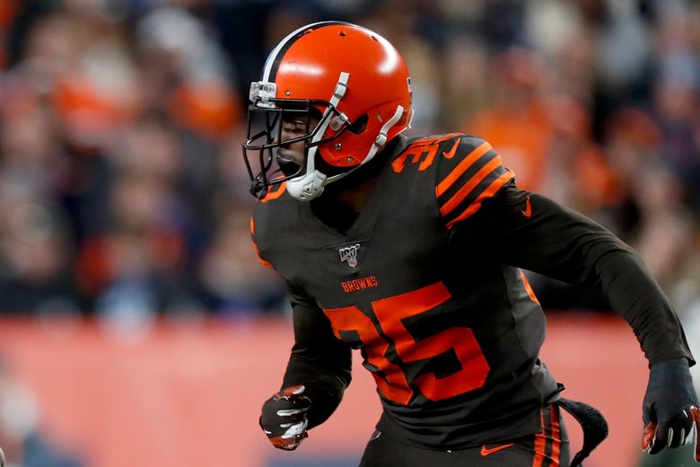 Browns' Whitehead released after 'unacceptable' Twitter rant