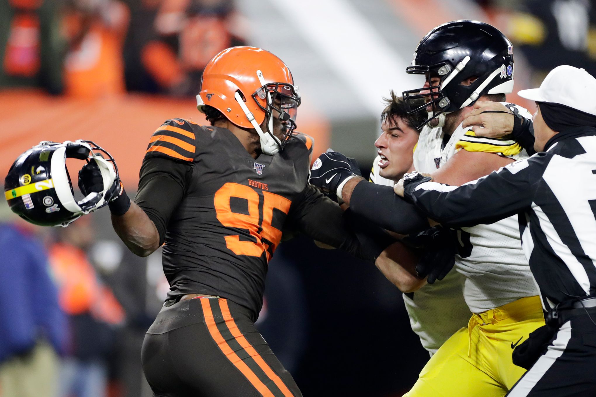 Cleveland Browns DE Myles Garrett has No. 2 selling jersey for defensive  players in NFL