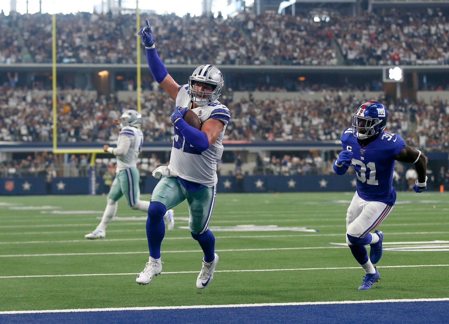 Cowboys' Jason Witten returns to “MNF” on field, sted booth