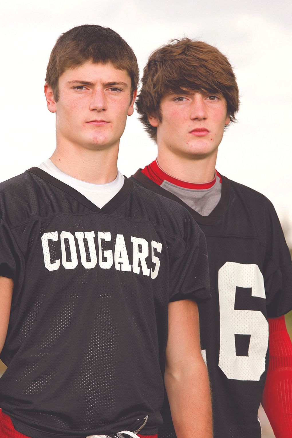 Mountain View High School twin brothers Cody, left, and Jacob Hollister after football practice Oct. 7, 2010. (Rob Kerr / The Bulletin)