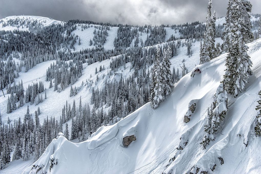 Mission Ridge isn’t the blockbuster of the local ski and snowboarding scenes, but the slopes are no slouches. (Shane Wilder)