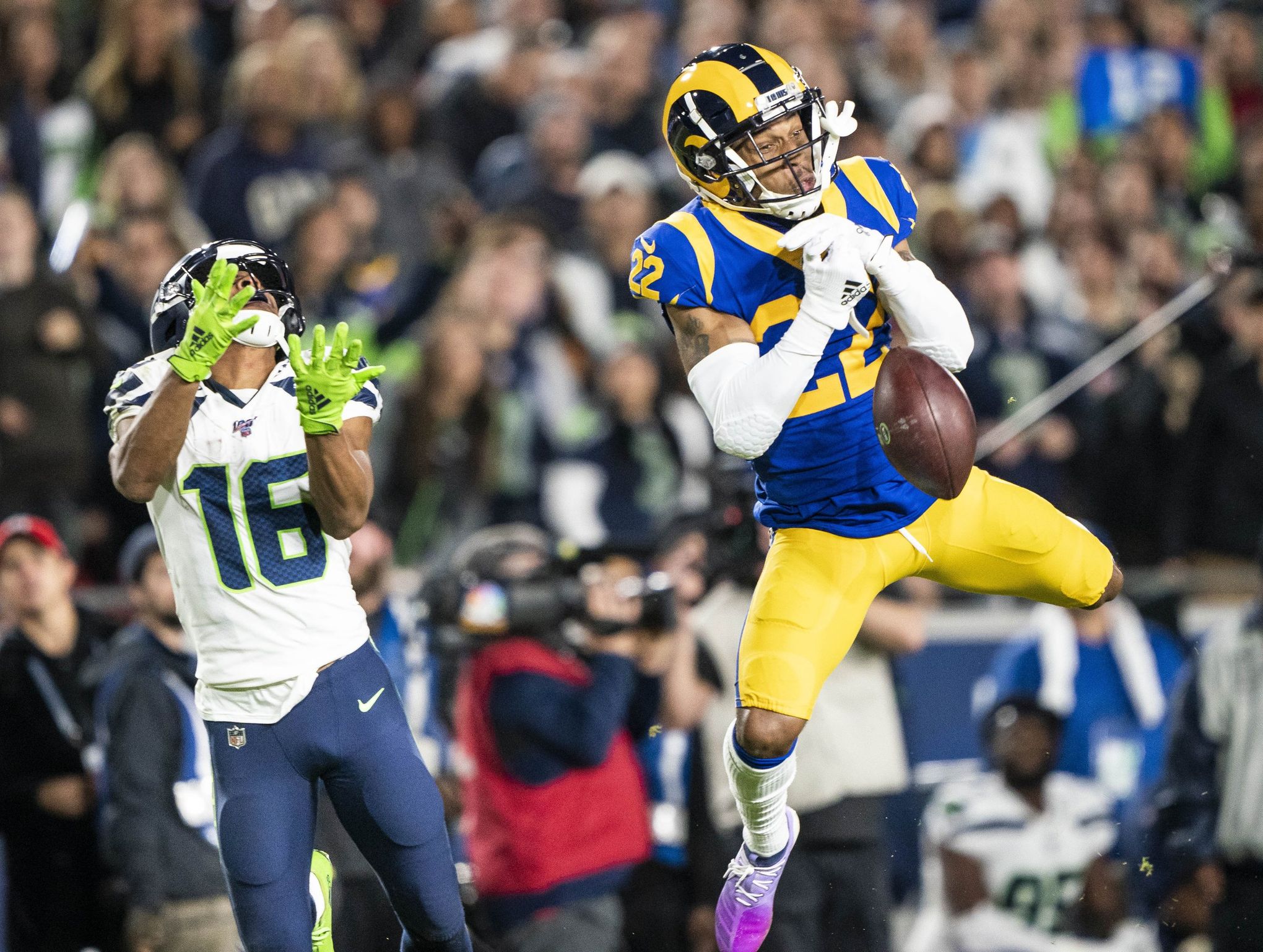 Rams beat Seahawks to create three-way tie atop NFC West standings