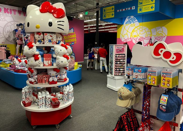 Hello Kitty Store Tour at Universal Studios