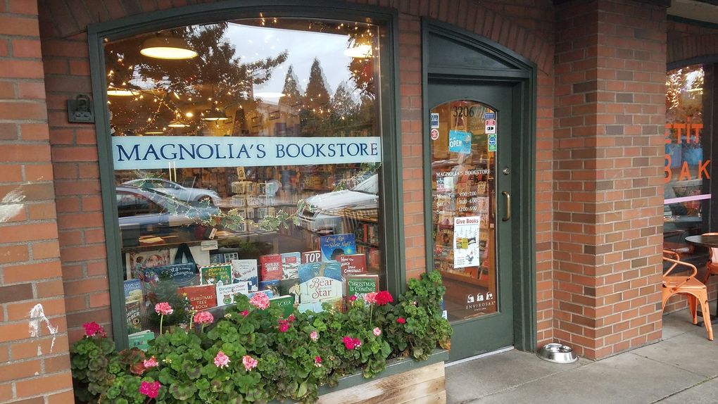 At Magnolia’s Bookstore, local birder and author Molly Hashimoto captured readers’ attention with “Birds of the West.” (Courtesy of Magnolia’s Bookstore)