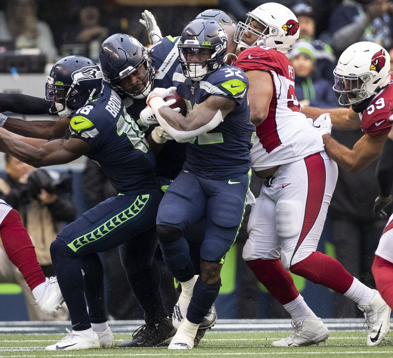 It breaks your heart': Seahawks devastated by Chris Carson's season-ending  hip injury | The Seattle Times