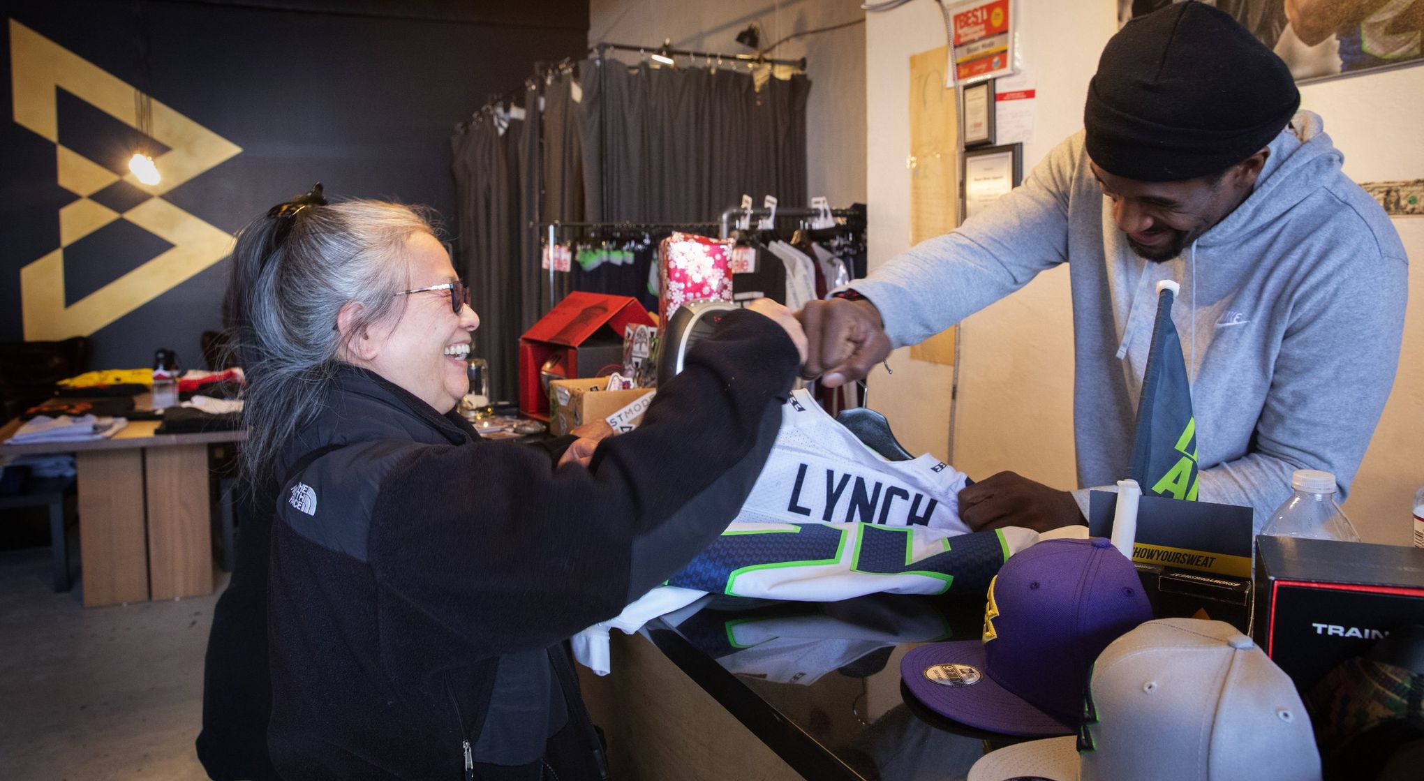 Marshawn Lynch: Seahawks star sent jersey to family of slain