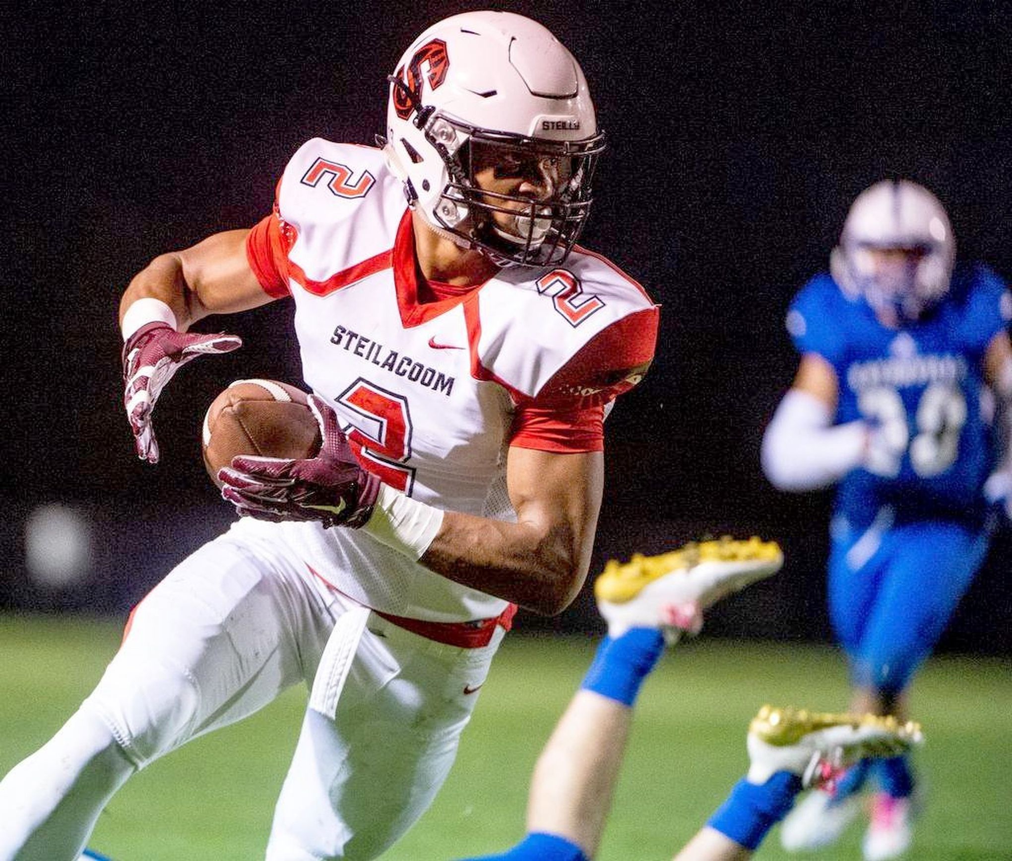 Luis Castillo, Garfield, Strong-Side Defensive End