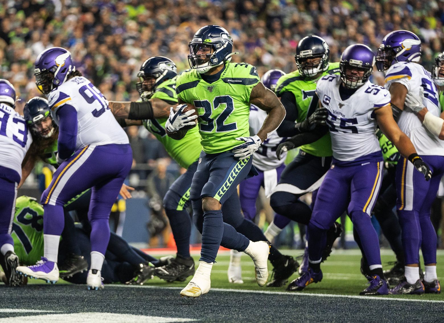 Chris Carson outperforming Rashaad Penny at Seahawks camp