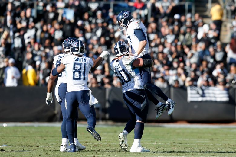 Ryan Tannehill, Derrick Henry lead Titans to victory over Raiders