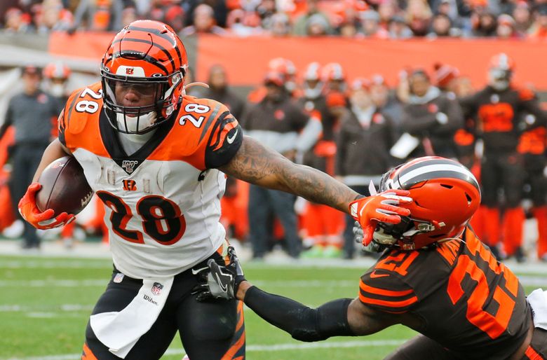 Cincinnati Bengals running back Joe Mixon (28) during the second