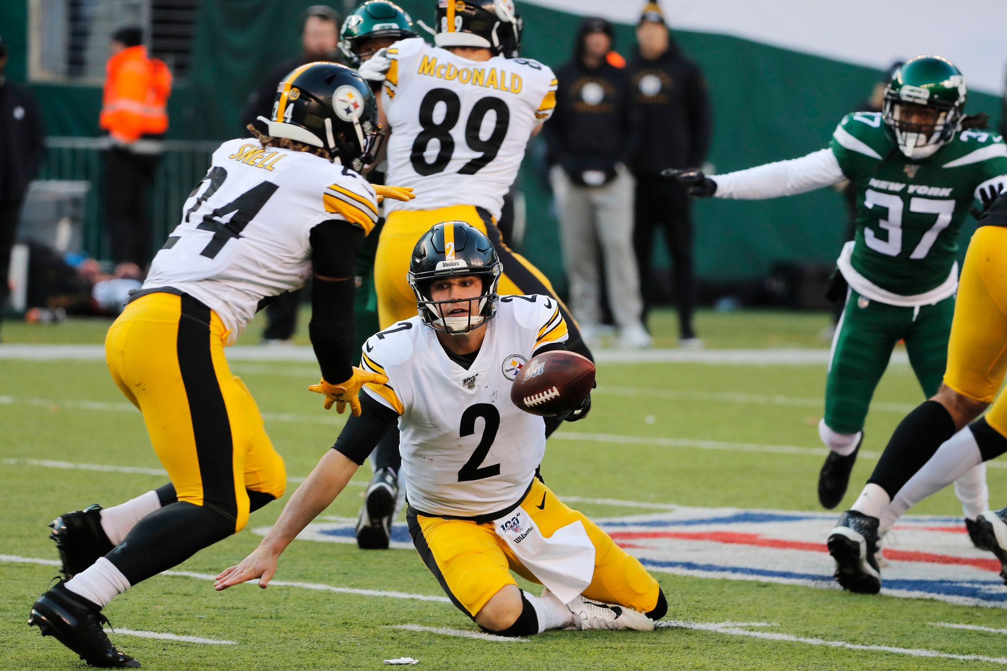 Browns' Myles Garrett again accuses Steelers QB Mason Rudolph of