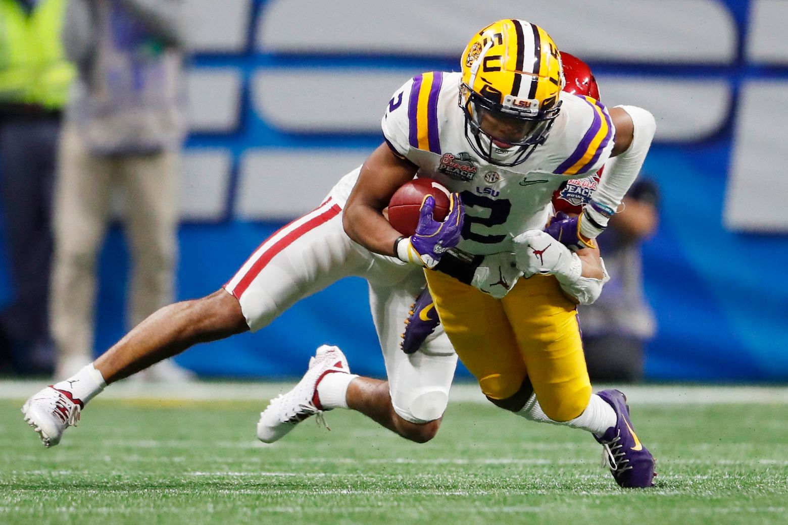 LSU's Joe Burrow, Justin Jefferson lead AP all-bowl team, The Daily  Courier