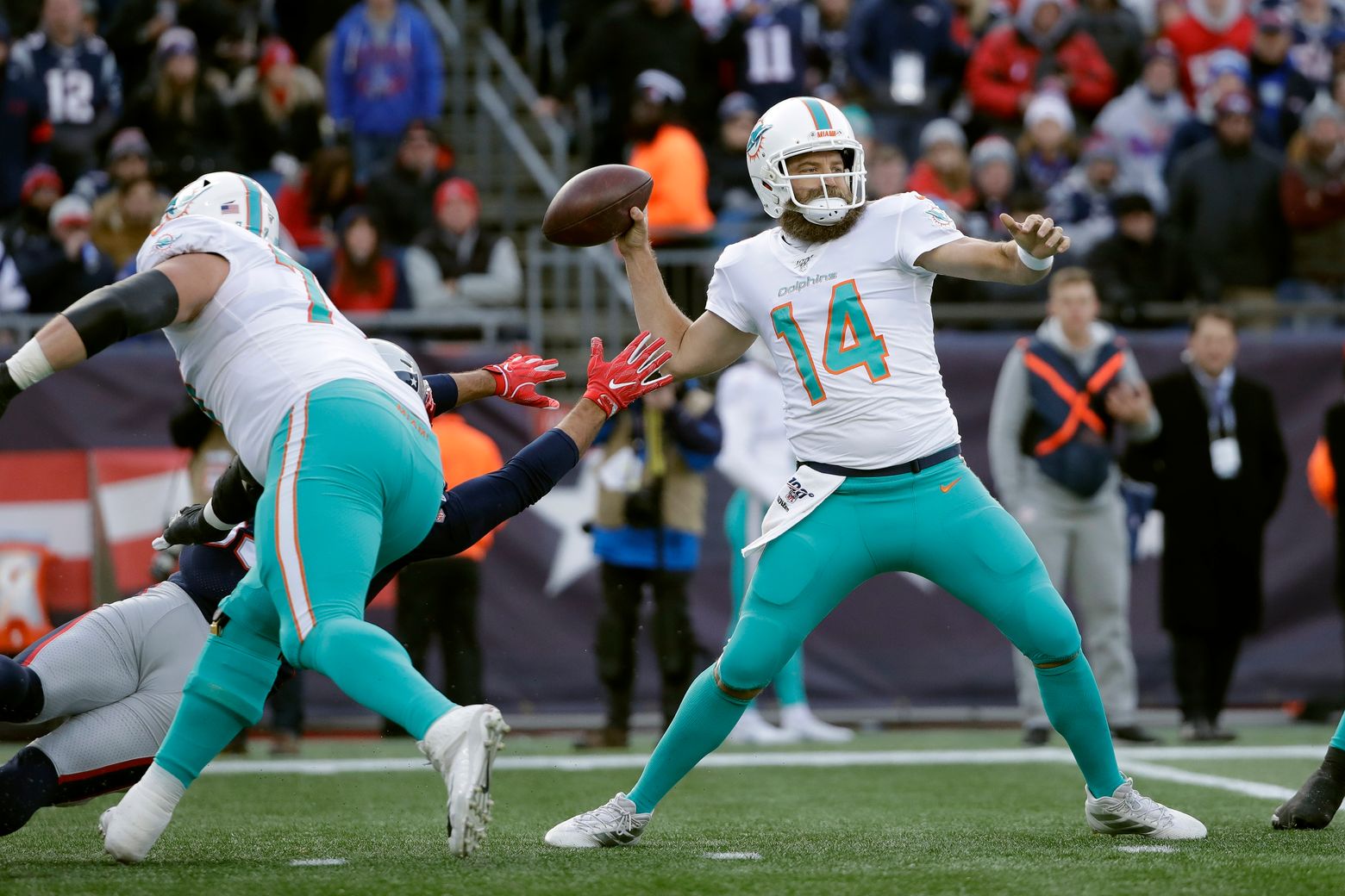 Dolphins stun Patriots, denying New England a first-round bye – The Denver  Post