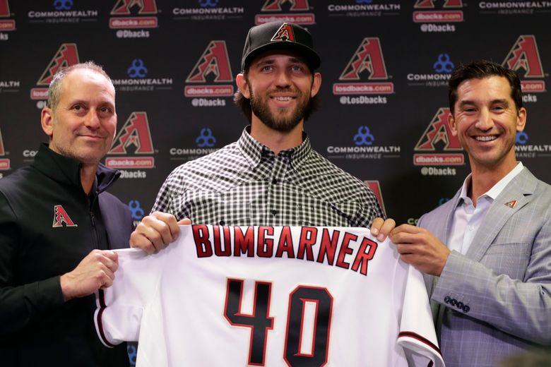 Bumgarner, Schilling epitomize MLB workhorse