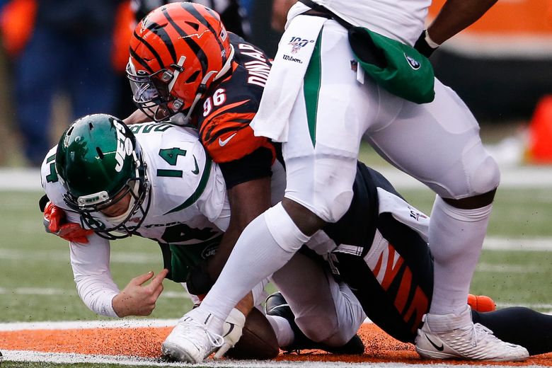 5 players ejected in Bengals loss at Miami