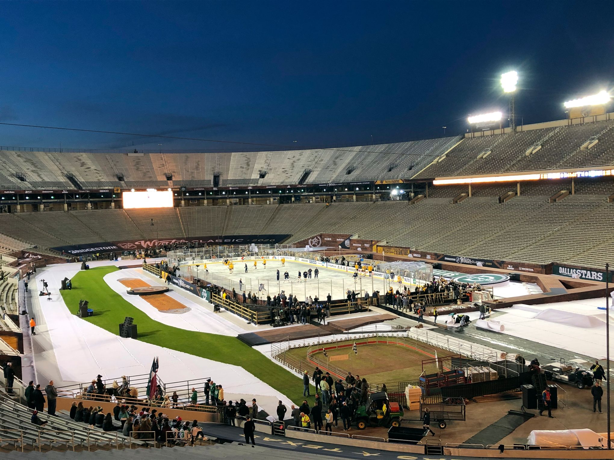 NHL's Winter Classic is bigger this year