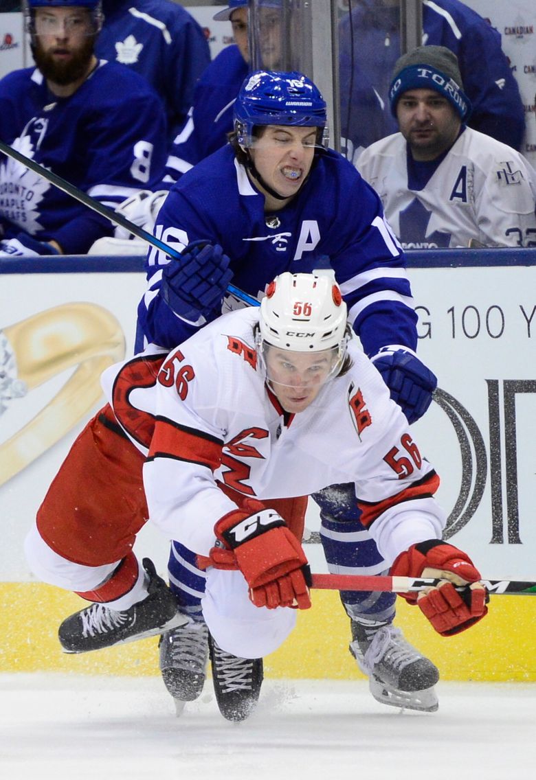 Marner eclipses 500-point mark as Maple Leafs defeat Red Wings