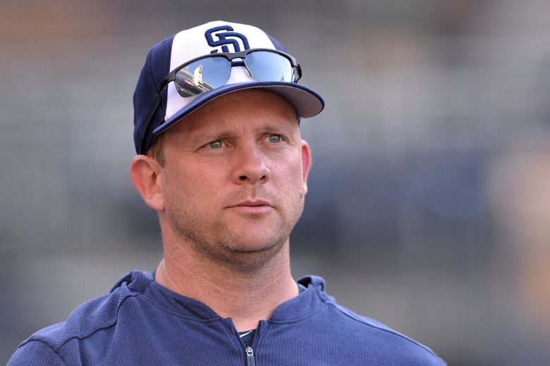 Cubs add ex-Padres manager Green, slugger Napoli to staff