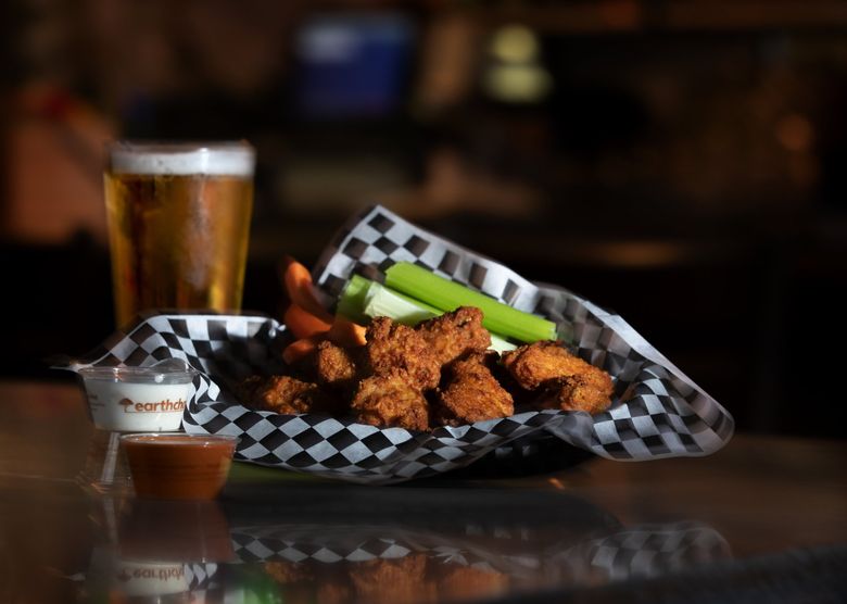 Where to get takeout chicken wings for Super Bowl Sunday