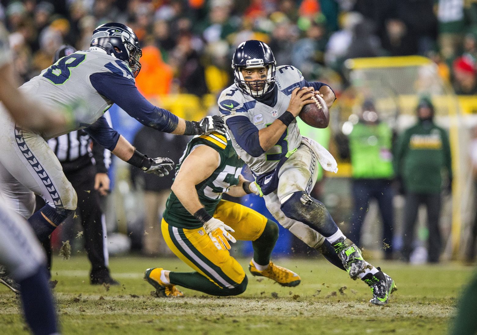 Seahawks to open 2017 at Lambeau Field