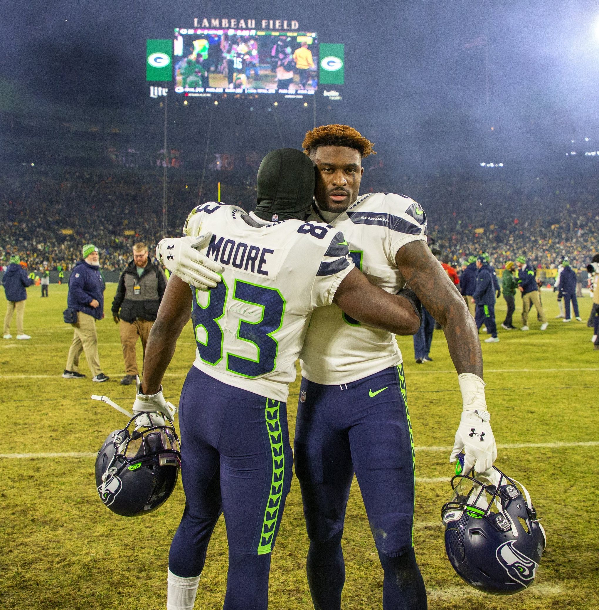 Reporter Bob Condotta grades the Seahawks' Week 15 loss to the