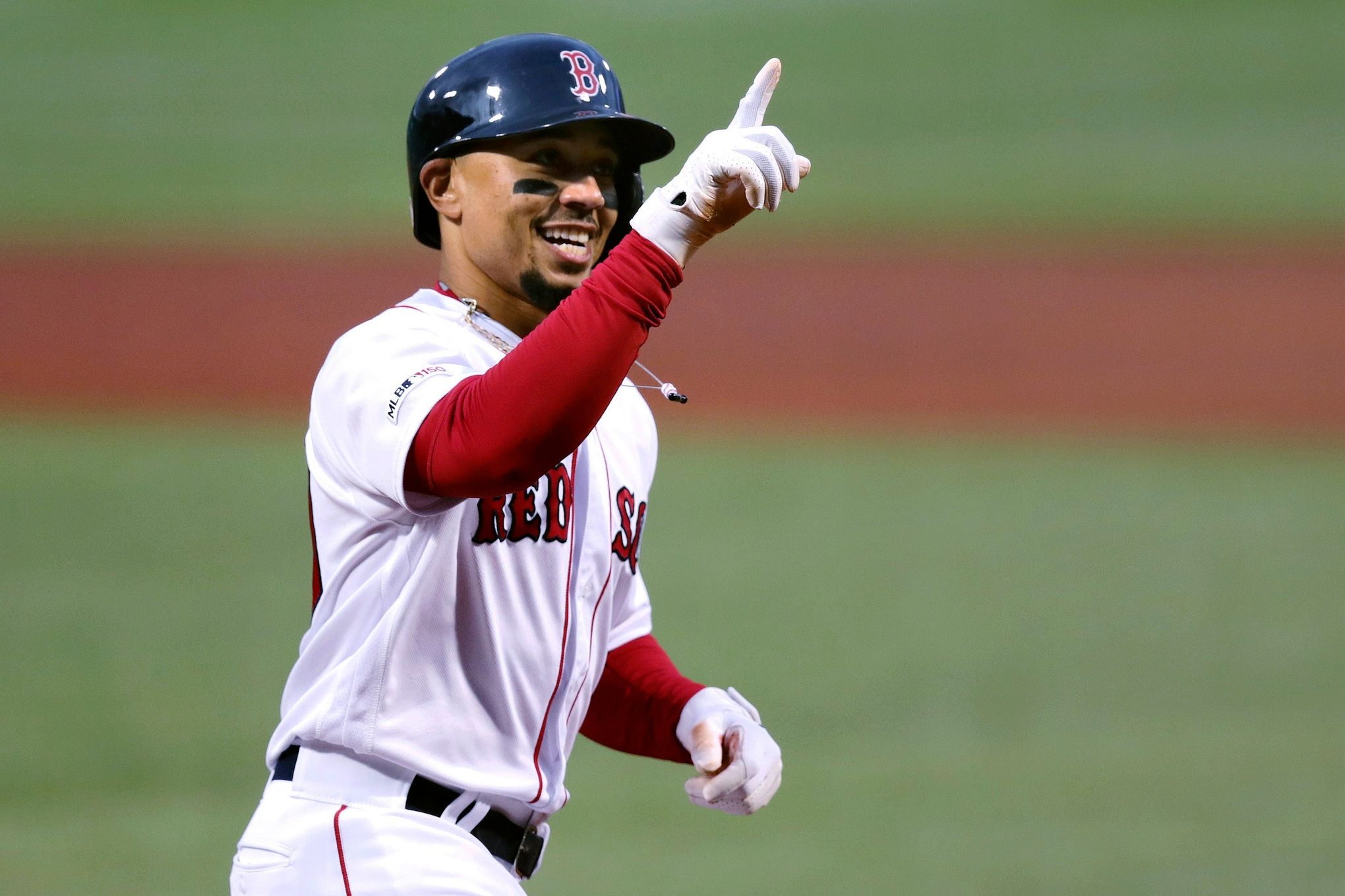 outfield mookie betts red sox