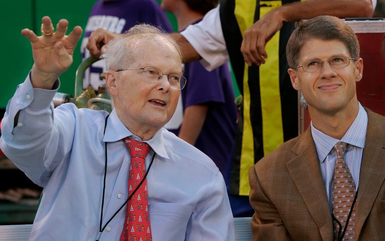 Clark Hunt Gets Real About the Business of Sports - D Magazine