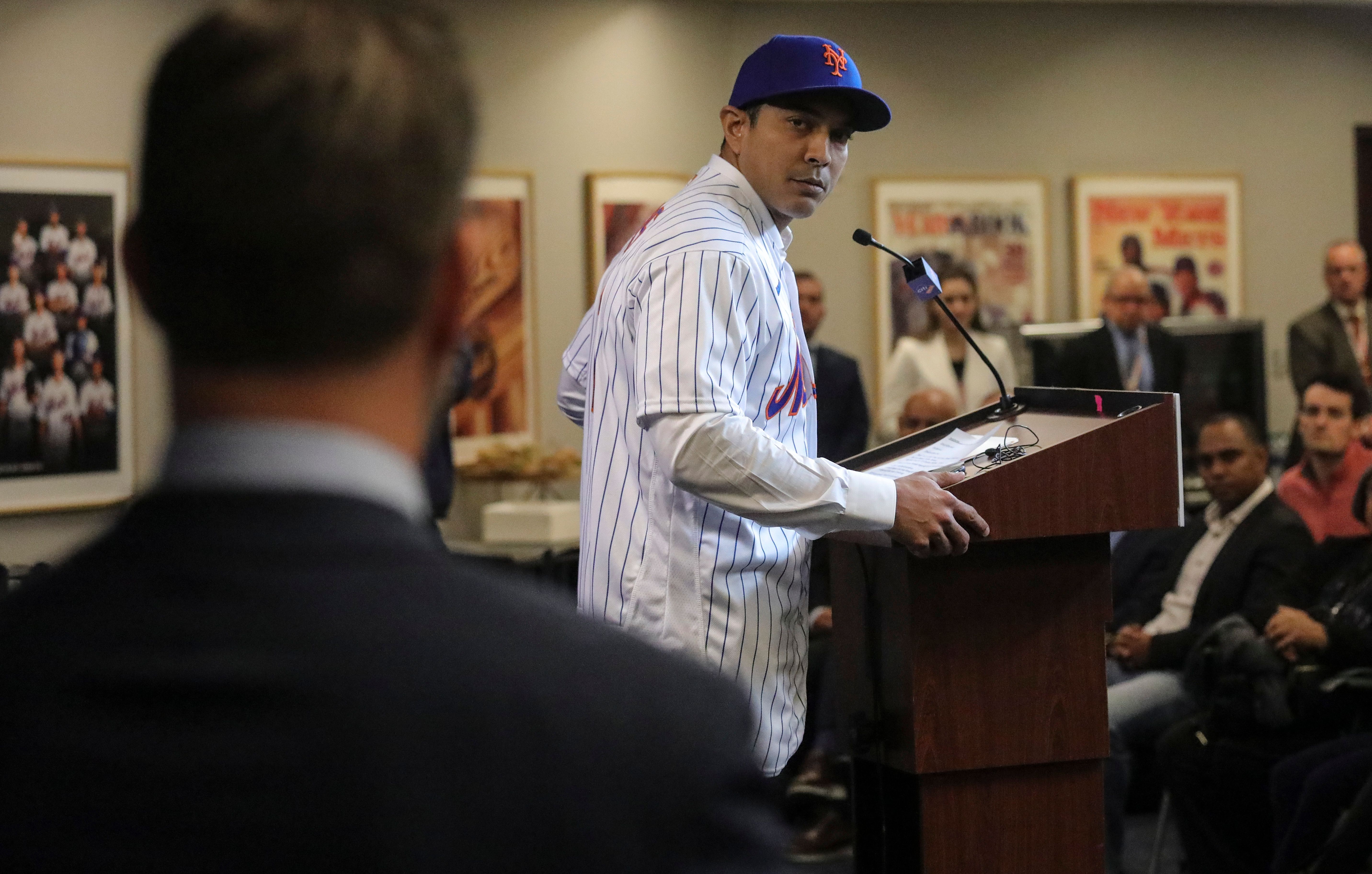 From family of baseball royalty Rojas promises Mets success The