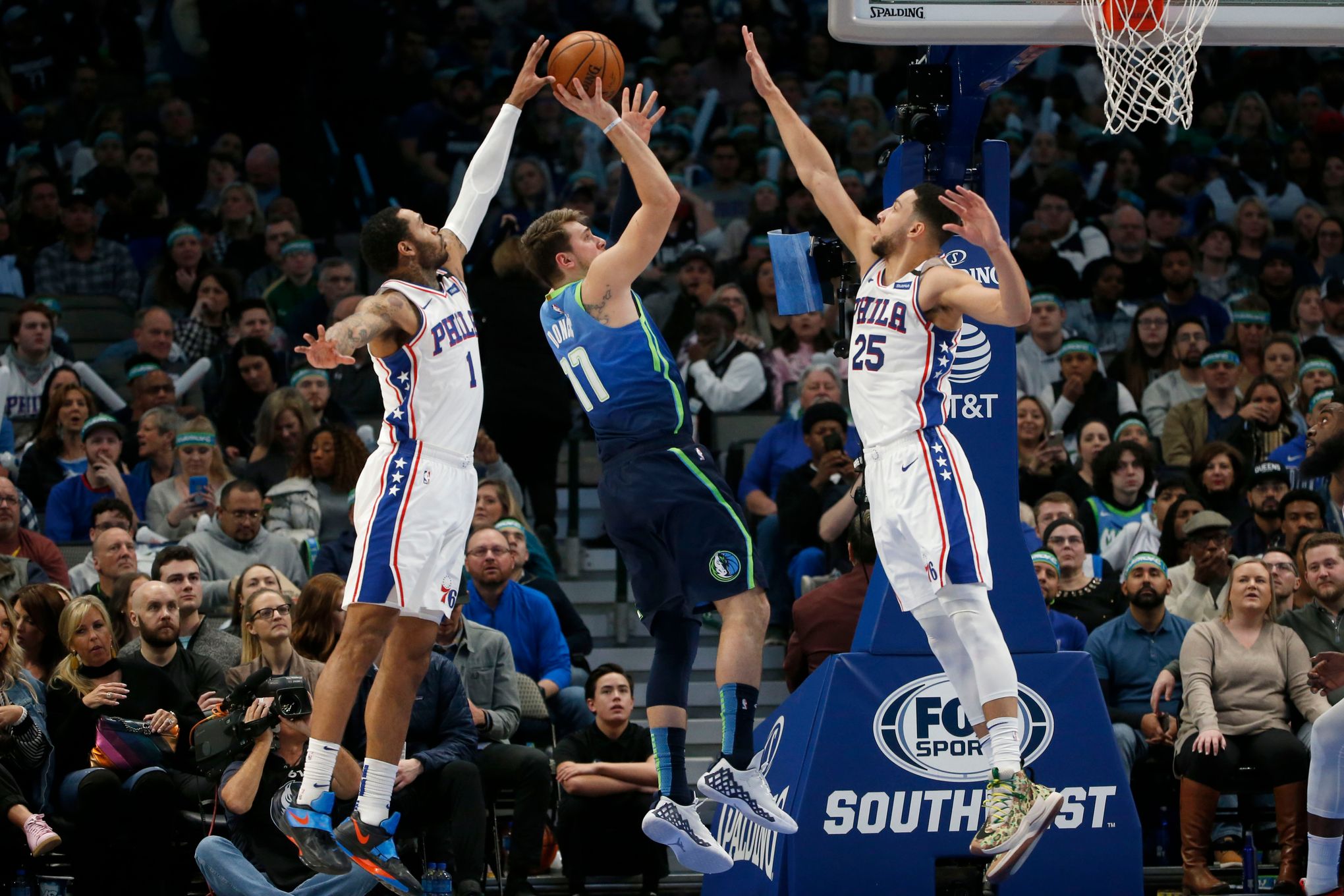 Luka Doncic rips jersey out of frustration after missing free