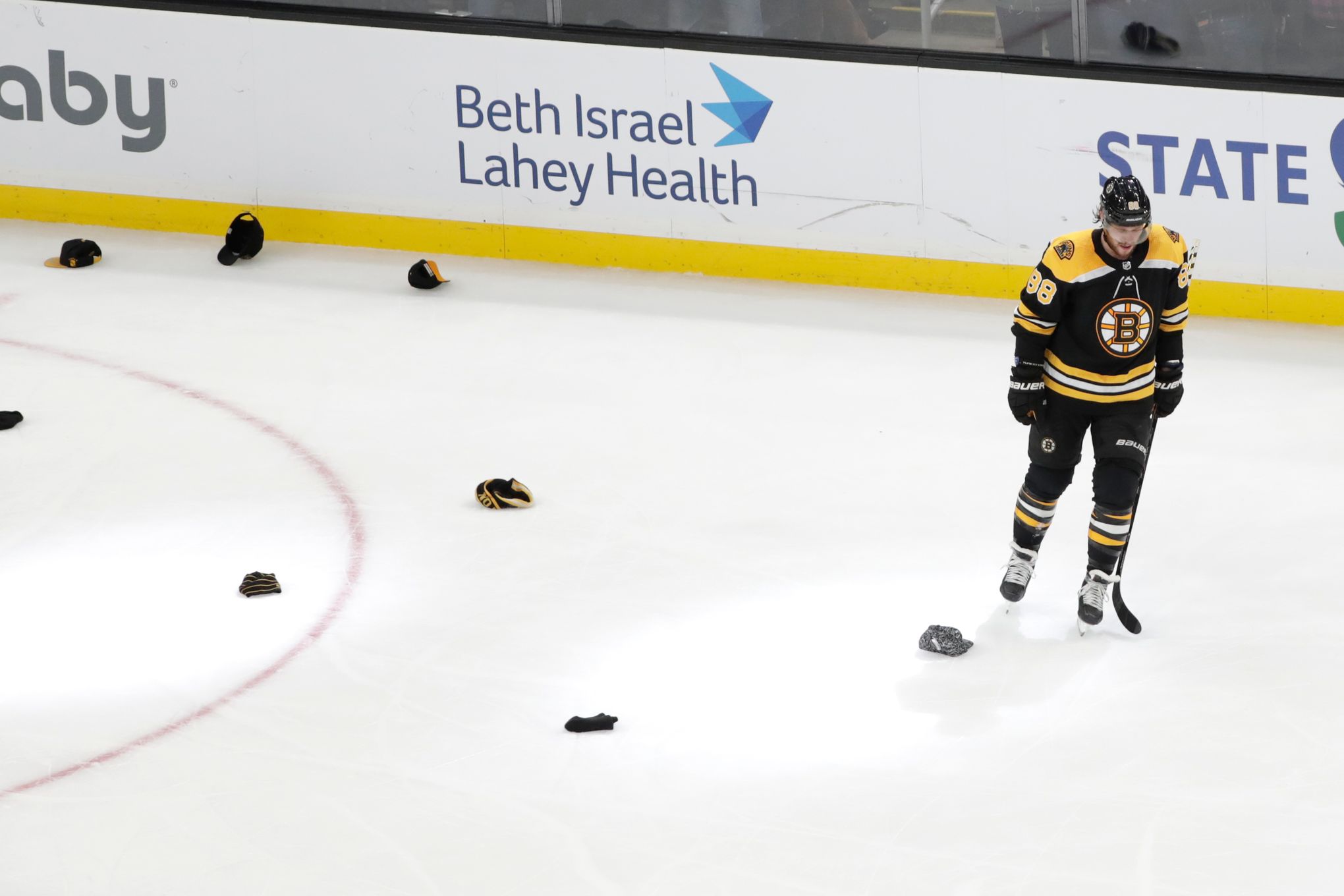 It felt amazing': What David Pastrnak said about scoring a hat trick in the  Bruins' Game 1 win over the Islanders