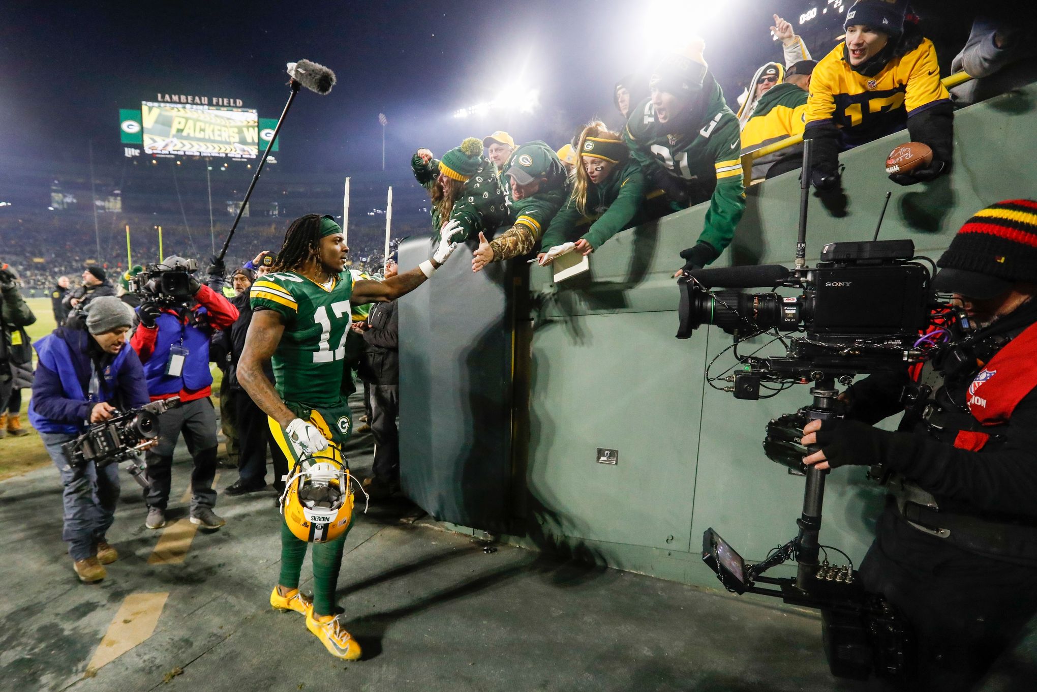 $100,000 theft and Davante Adams' recruitment drive: 5 things you