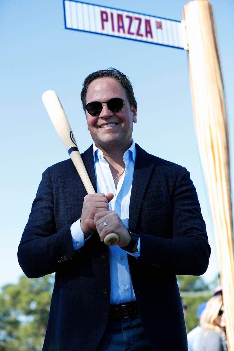 Mets News: Mets rename spring training ballpark, will honor Piazza