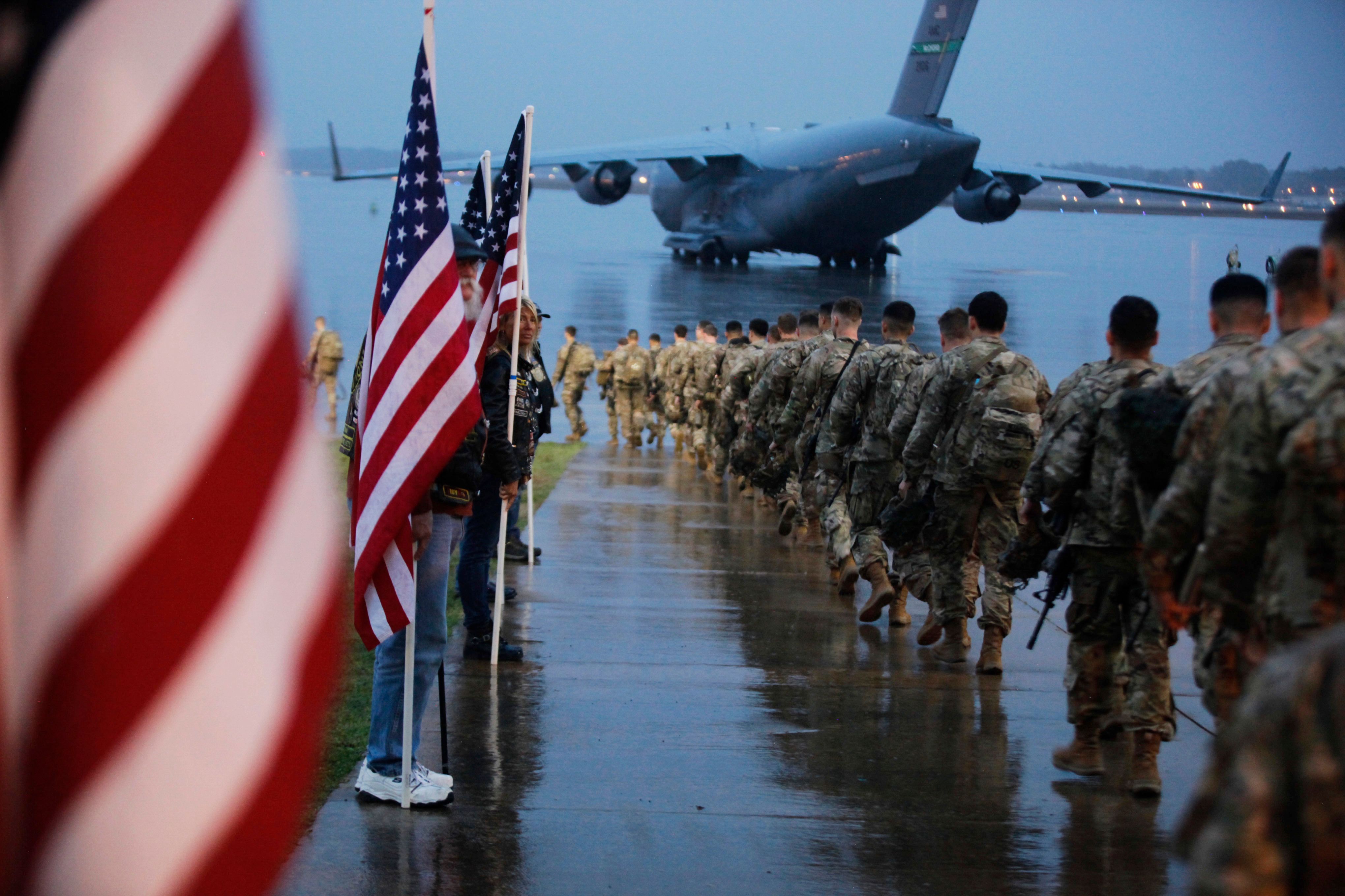 On short notice, US fast-response force flies to Mideast | The