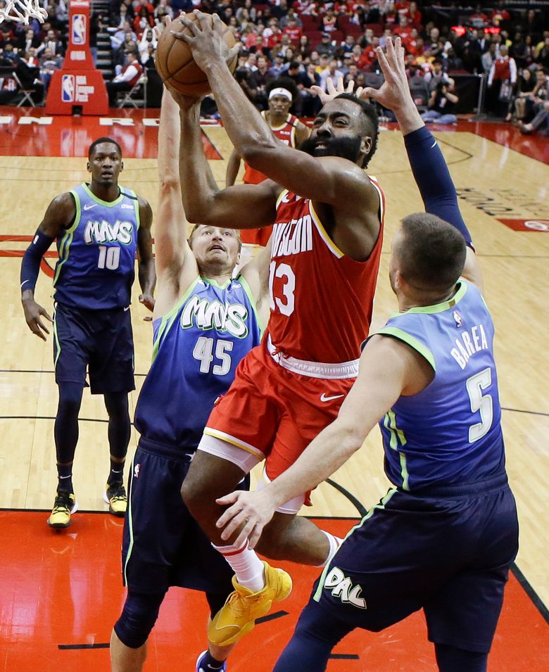 P.J. Washington Posts 16 points & 10 rebounds vs. Dallas Mavericks